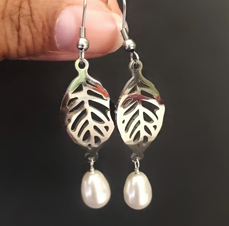 Swarovski Pearl Leaf Earrings